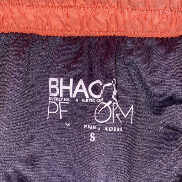 SHORTS - Picture 3 of 3